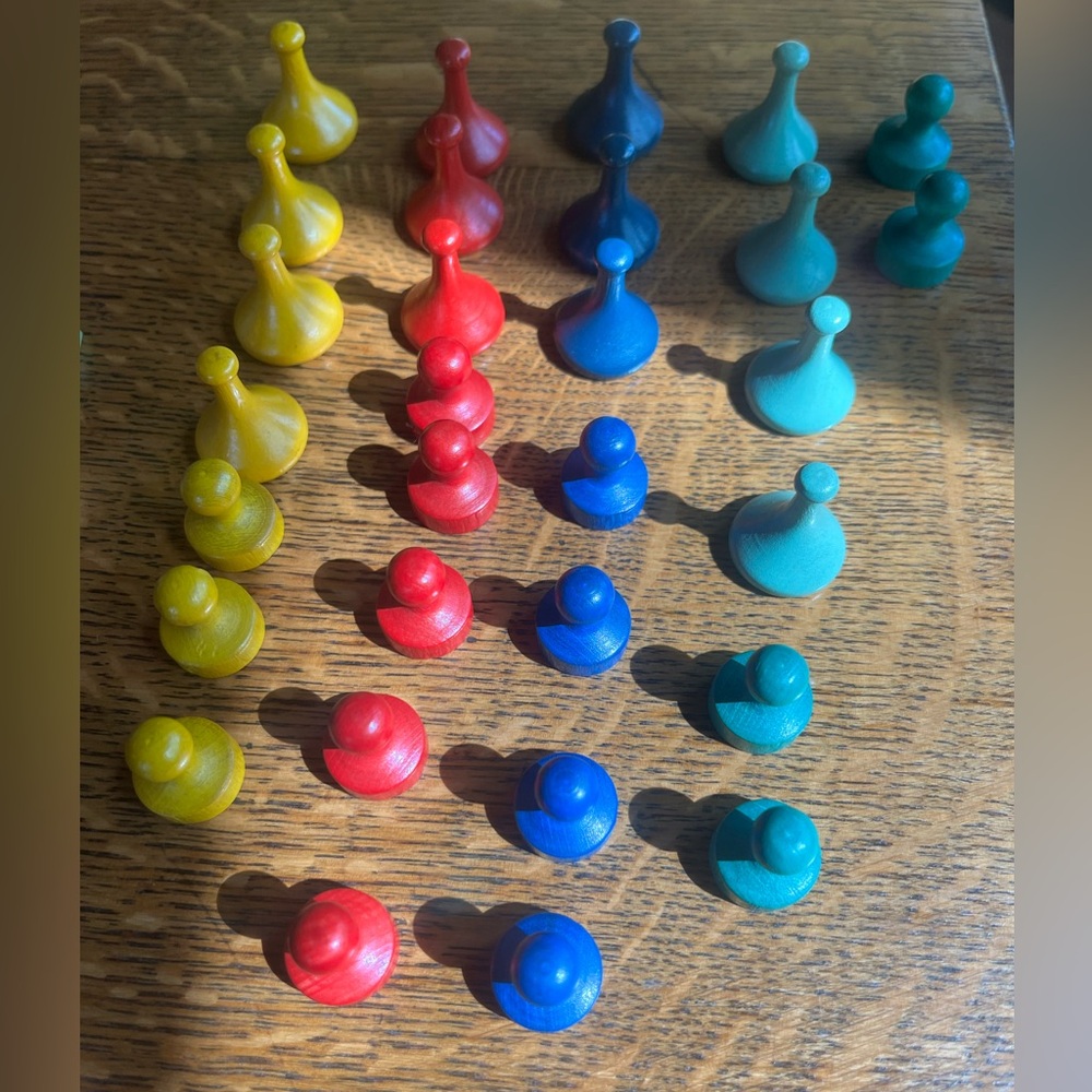 Vintage Game Sorry Wooden Game Pieces - One Lot - Picture 5 of 7